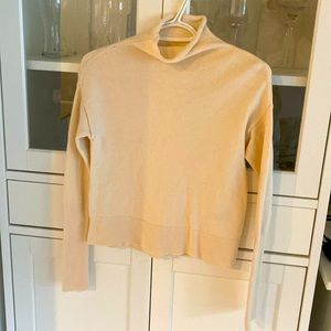 Cream cashmere Wilfred sweater
